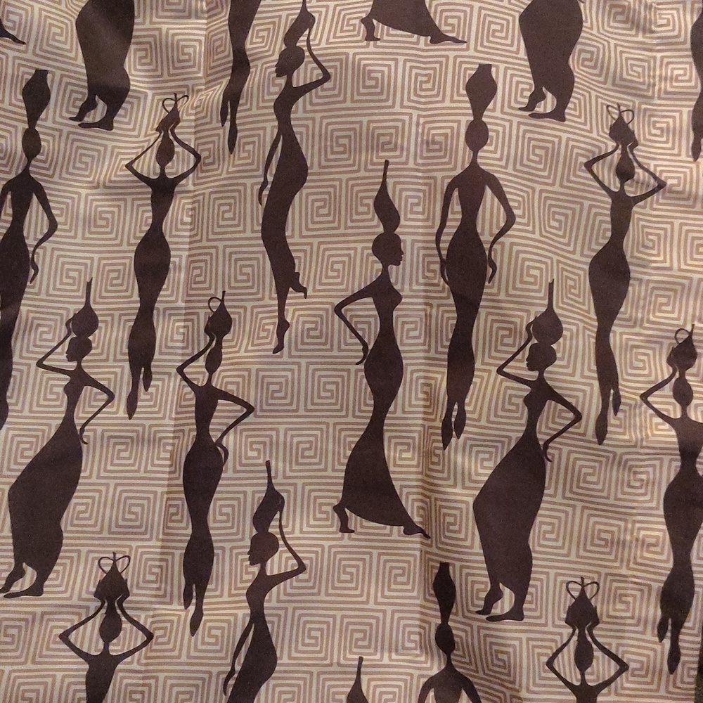 African lady table cover or runner